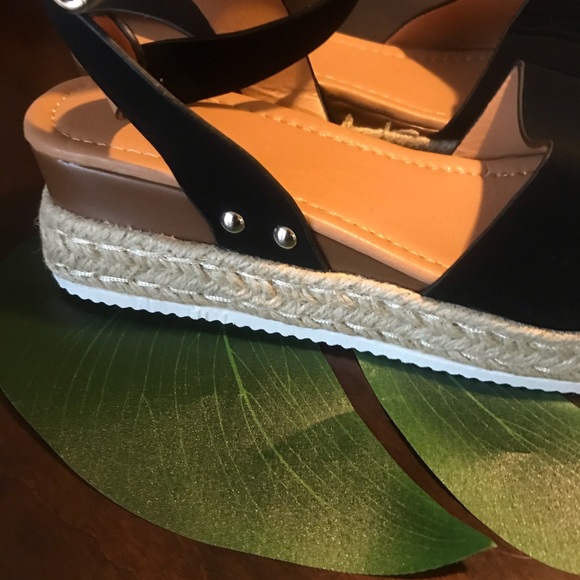 Espadrille black platform sandals - Picture 3 of 8